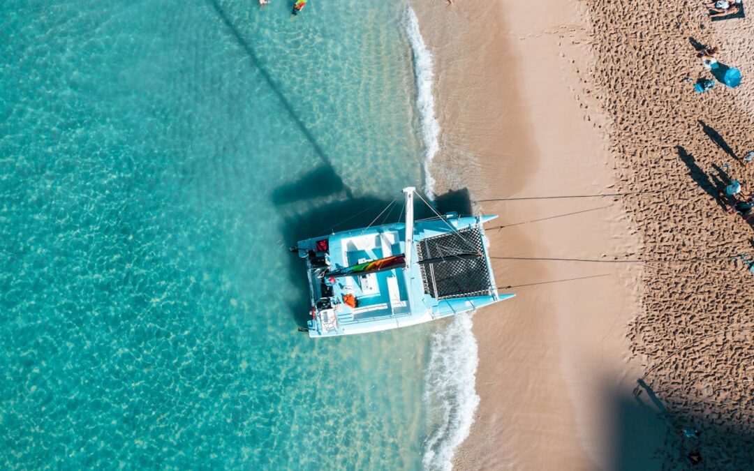 Luxury Catamaran Design Trends – A Guide